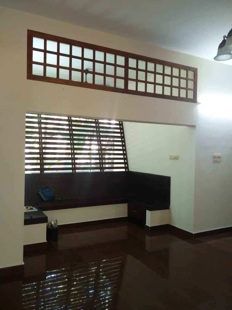 2 BHK Well maintained House for rent at Puthiyangadi.